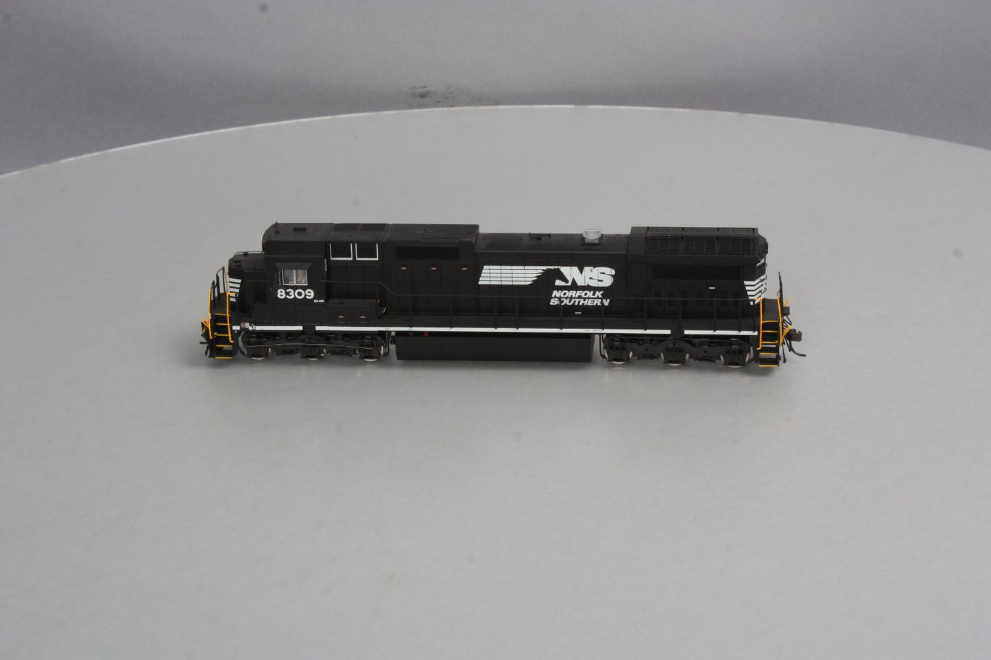 Atlas 10000769 HO Norfolk Southern RTR Dash 8-40C w/DCC & Sound #8309