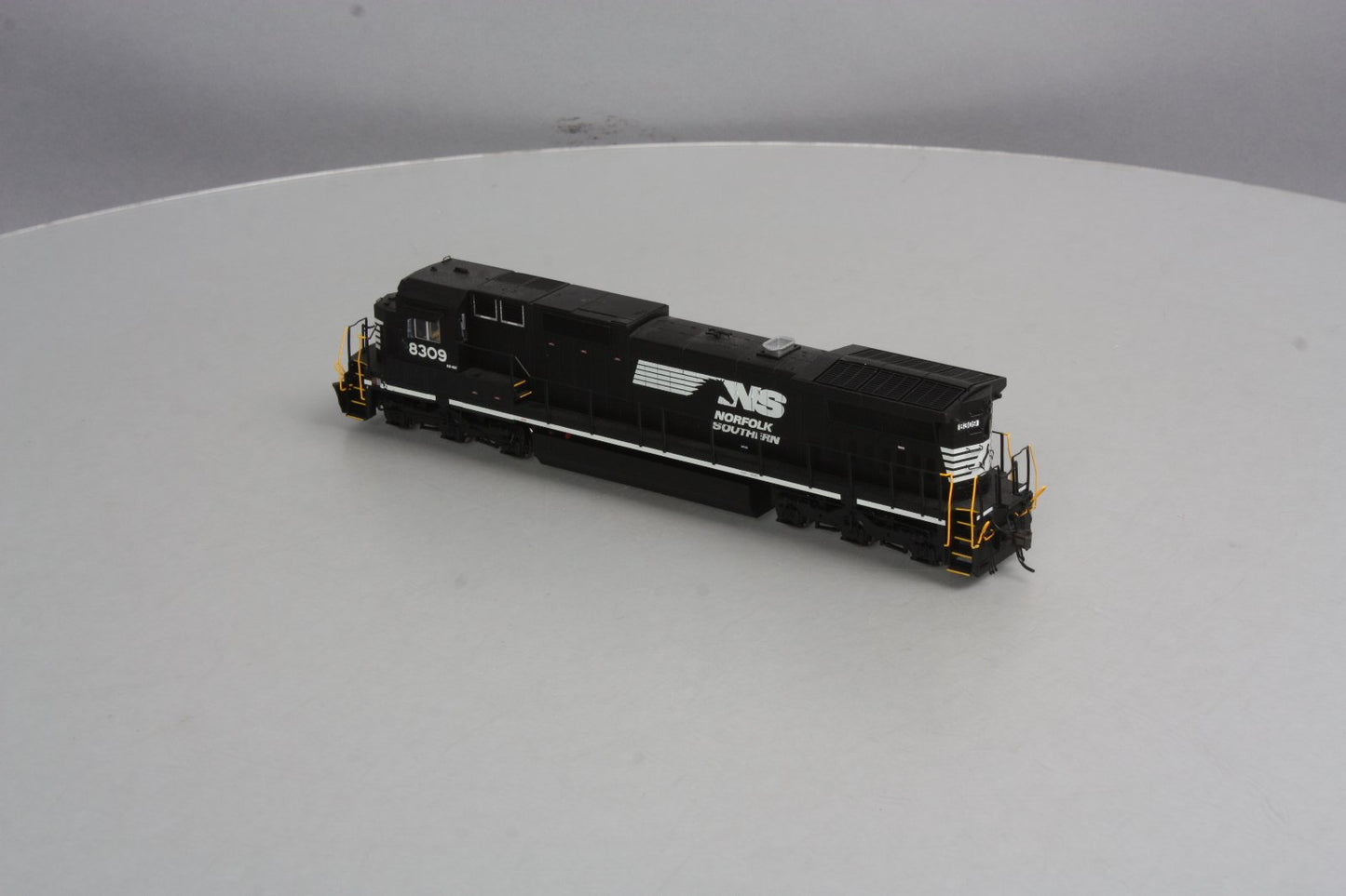 Atlas 10000769 HO Norfolk Southern RTR Dash 8-40C w/DCC & Sound #8309