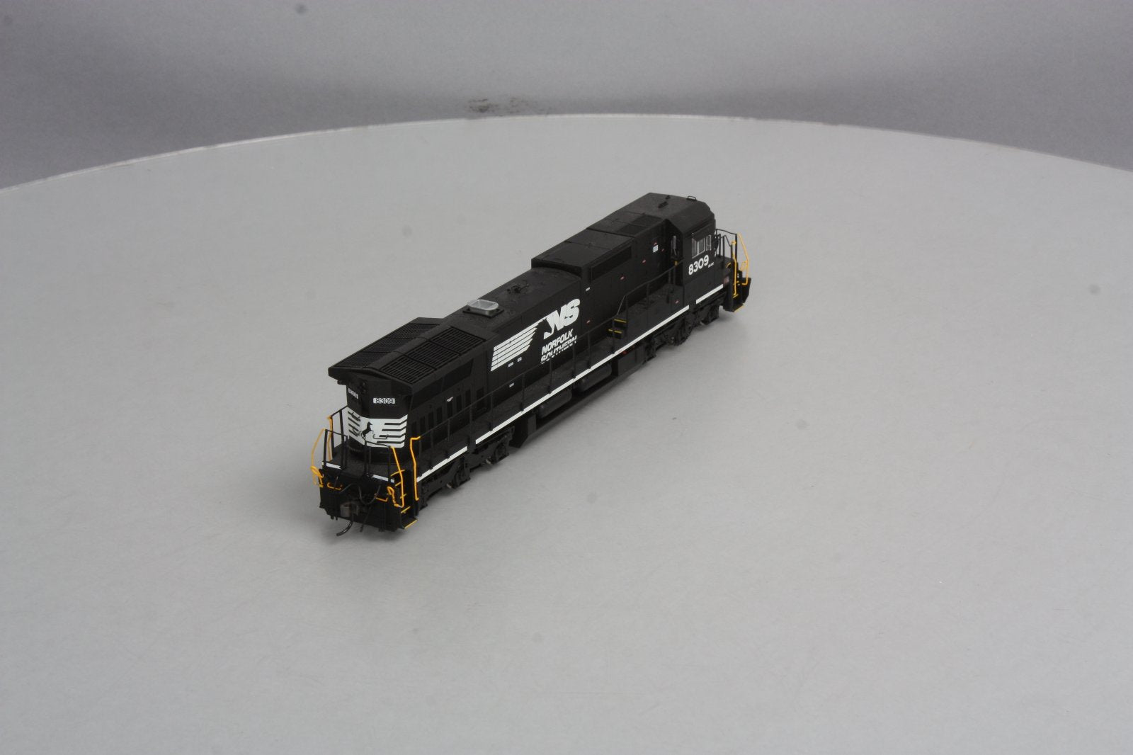 Atlas 10000769 HO Norfolk Southern RTR Dash 8-40C w/DCC & Sound #8309