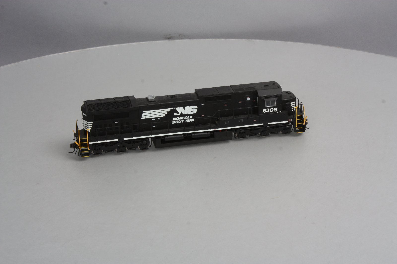 Atlas 10000769 HO Norfolk Southern RTR Dash 8-40C w/DCC & Sound #8309
