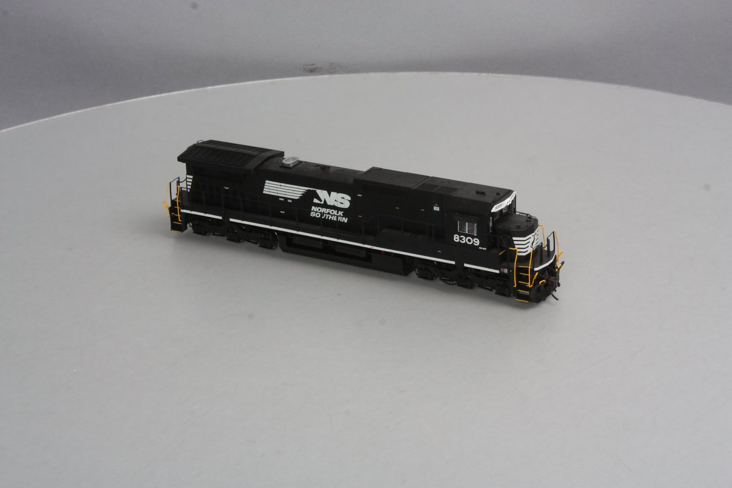Atlas 10000769 HO Norfolk Southern RTR Dash 8-40C w/DCC & Sound #8309