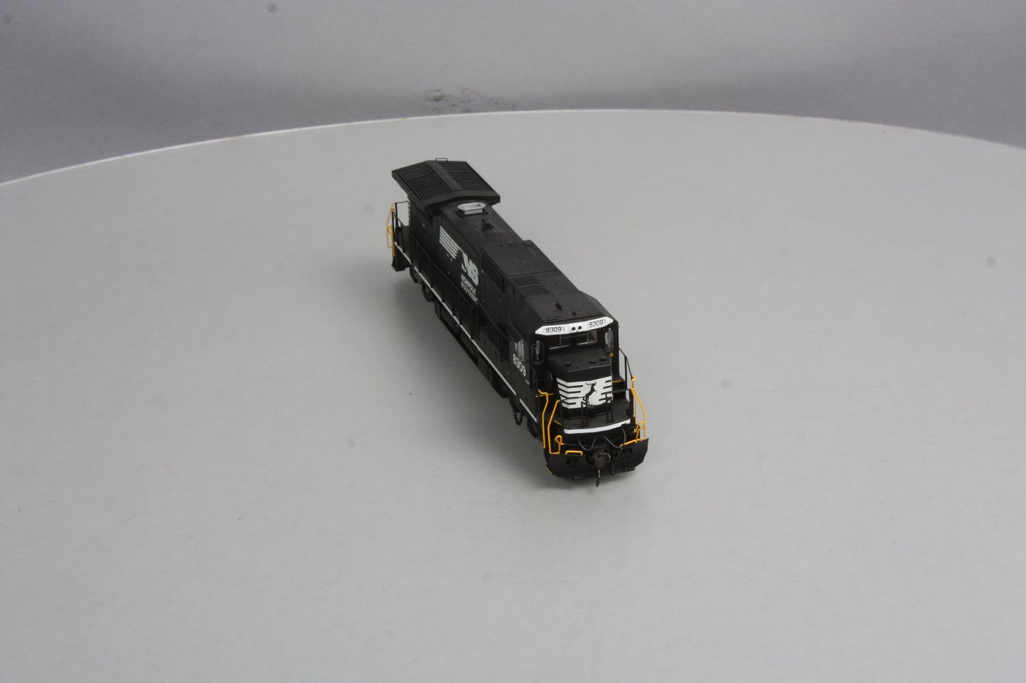 Atlas 10000769 HO Norfolk Southern RTR Dash 8-40C w/DCC & Sound #8309