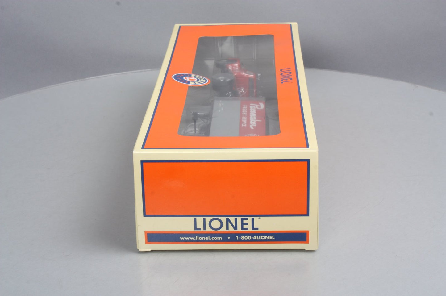 Lionel 6-81901 O New York Central Tractor w/Piggyback Semi Trailer
