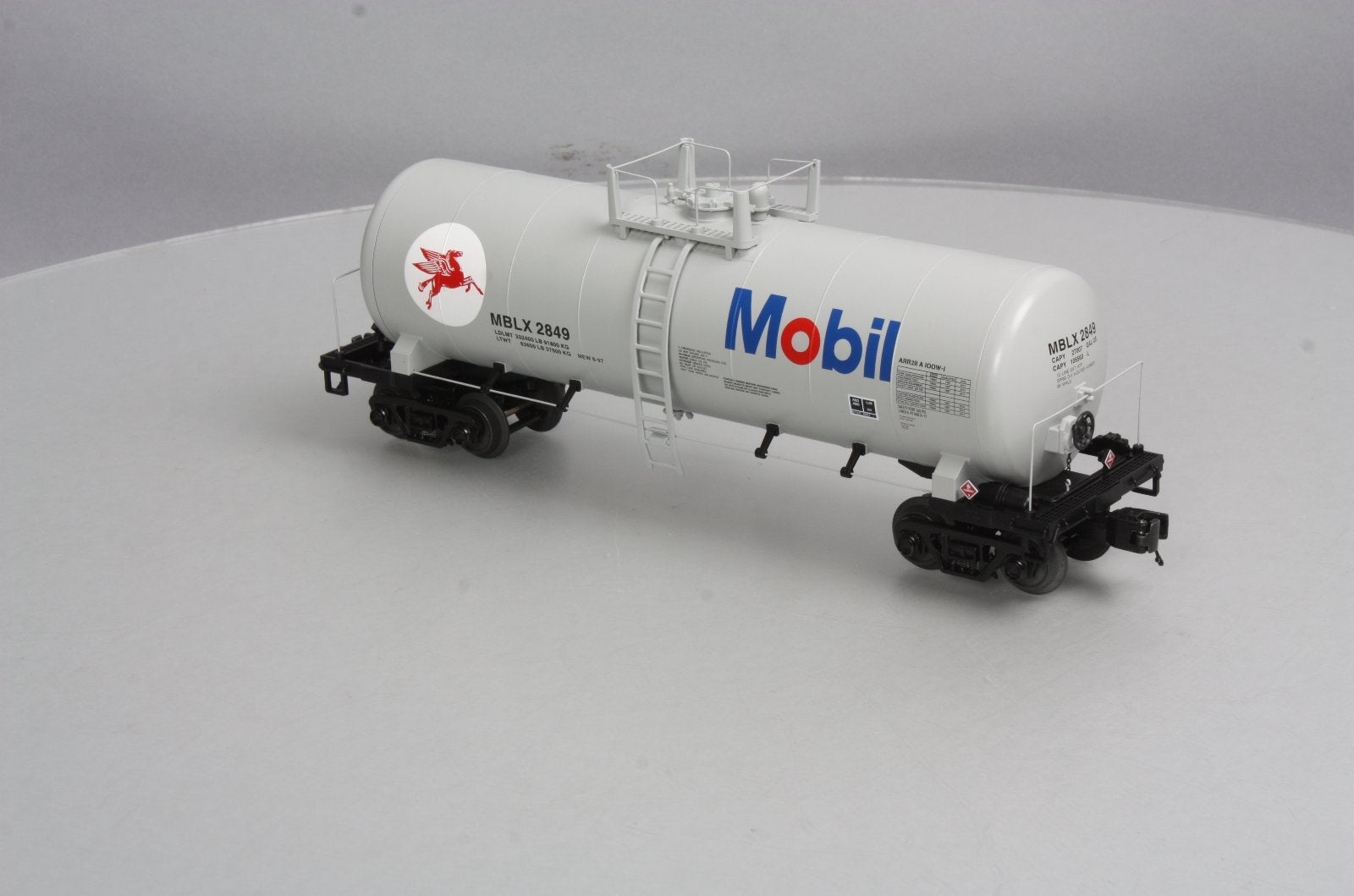 MTH 20-96226 O Mobil Single Dome Tank Car #2849