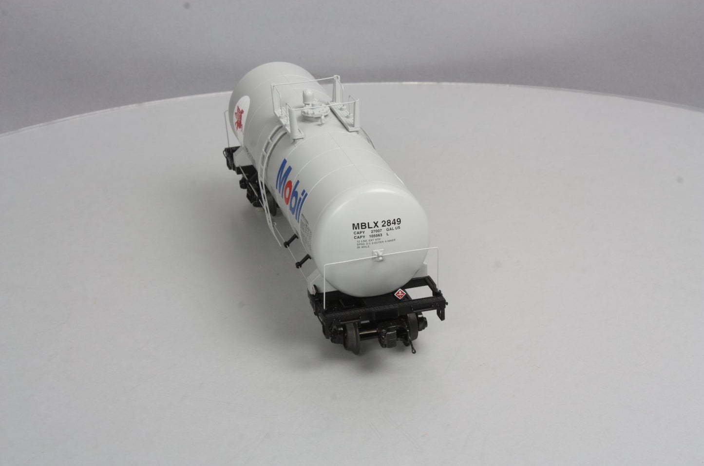 MTH 20-96226 O Mobil Single Dome Tank Car #2849