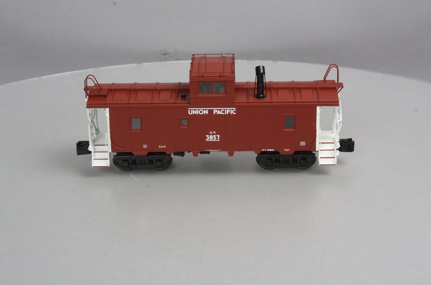 Lionel 6-27667 O Gauge Union Pacific Safety-Striped Caboose #3857