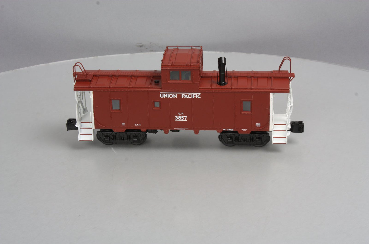 Lionel 6-27667 O Gauge Union Pacific Safety-Striped Caboose #3857