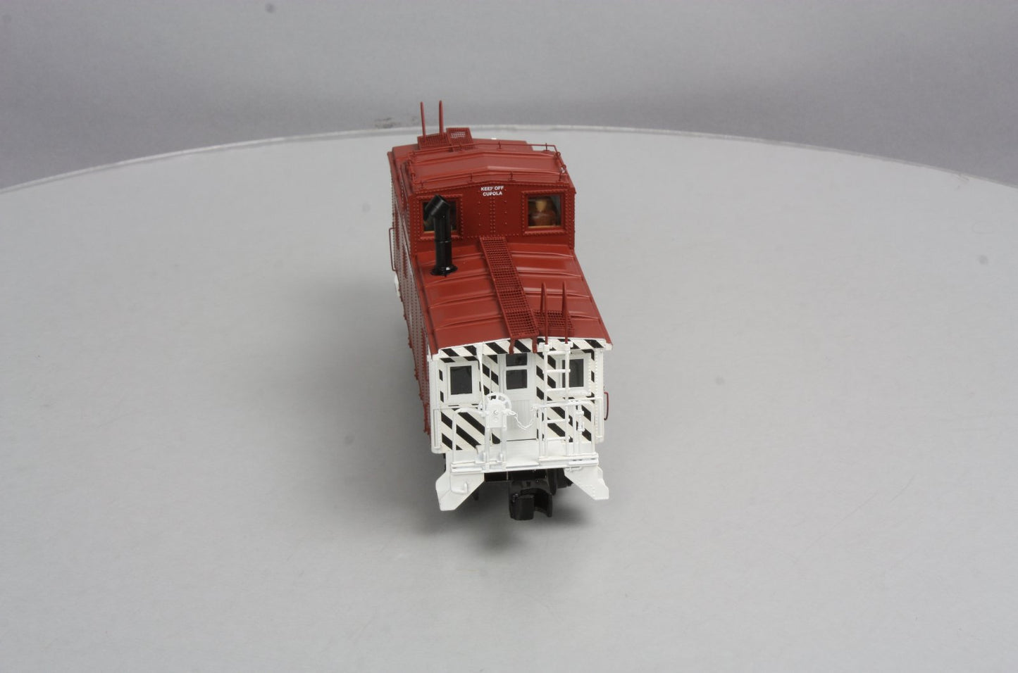 Lionel 6-27667 O Gauge Union Pacific Safety-Striped Caboose #3857