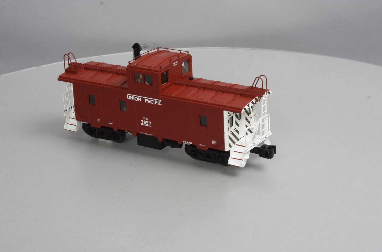 Lionel 6-27667 O Gauge Union Pacific Safety-Striped Caboose #3857