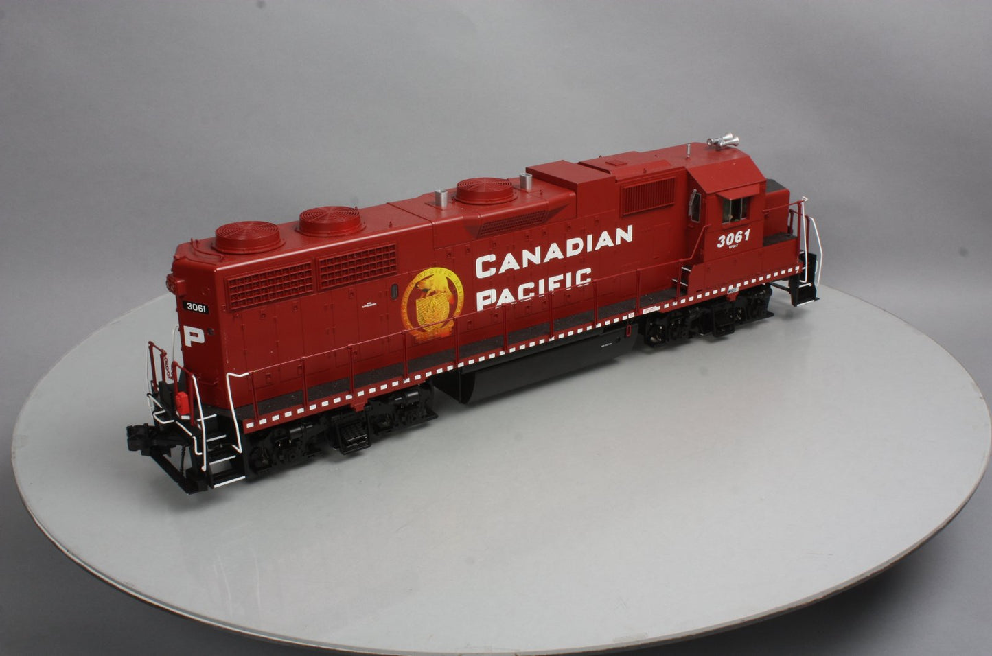 USA Trains R22235 G Canadian Pacific GP 38-2 Diesel Locomotive #3061