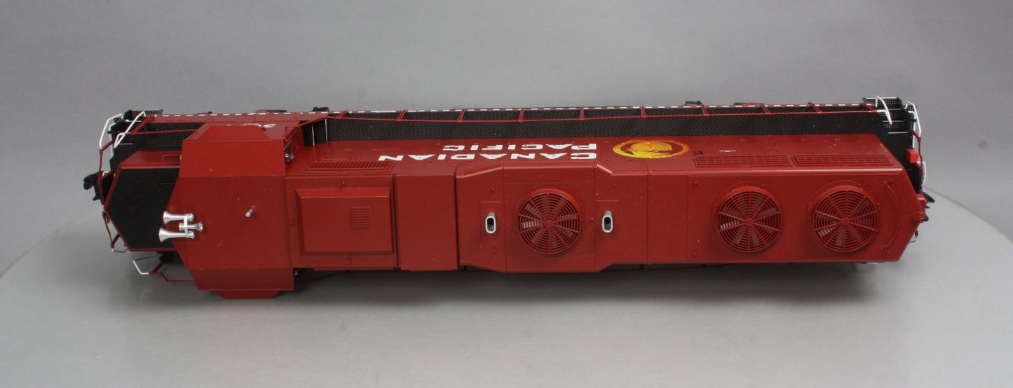 USA Trains R22235 G Canadian Pacific GP 38-2 Diesel Locomotive #3061