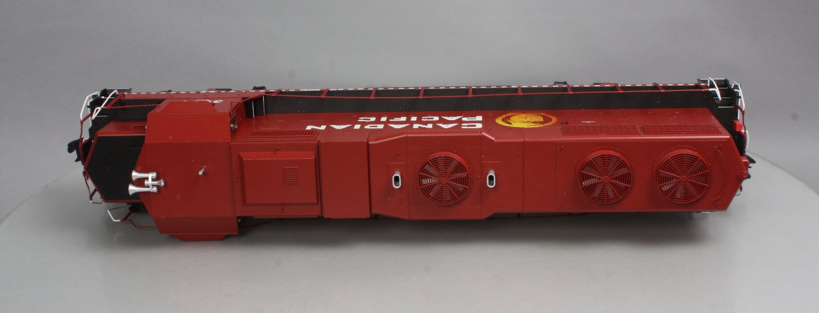 USA Trains R22235 G Canadian Pacific GP 38-2 Diesel Locomotive #3061