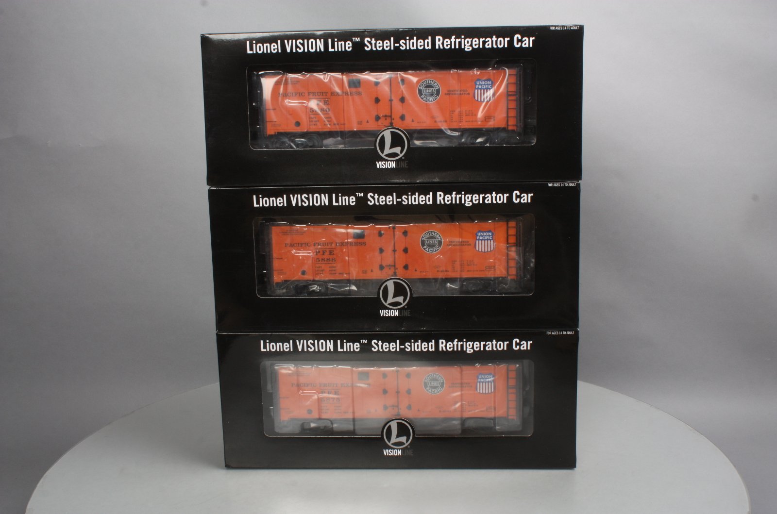 Lionel 6-81142 O VISIONLINE UPFE Steel Ice Reefer w/FreightSounds (Pack of 3)