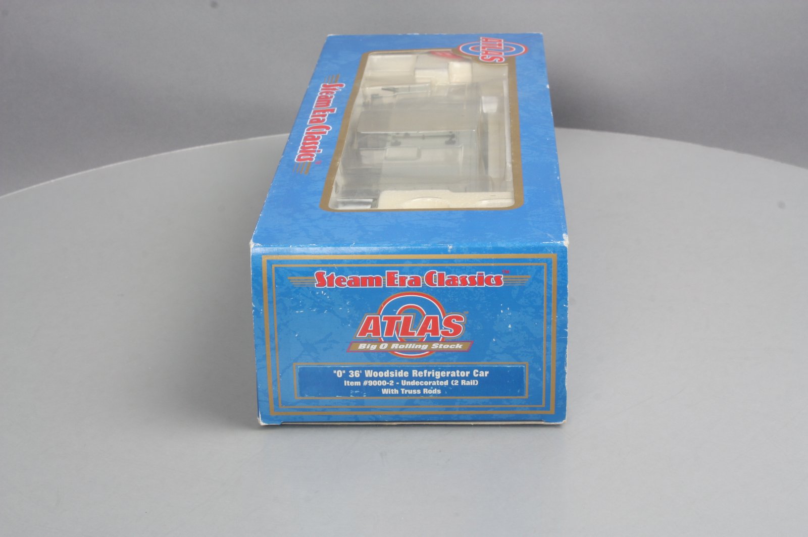 Atlas 90002 36' Undecorated 36' Woodside Reefer Car (2-Rail)