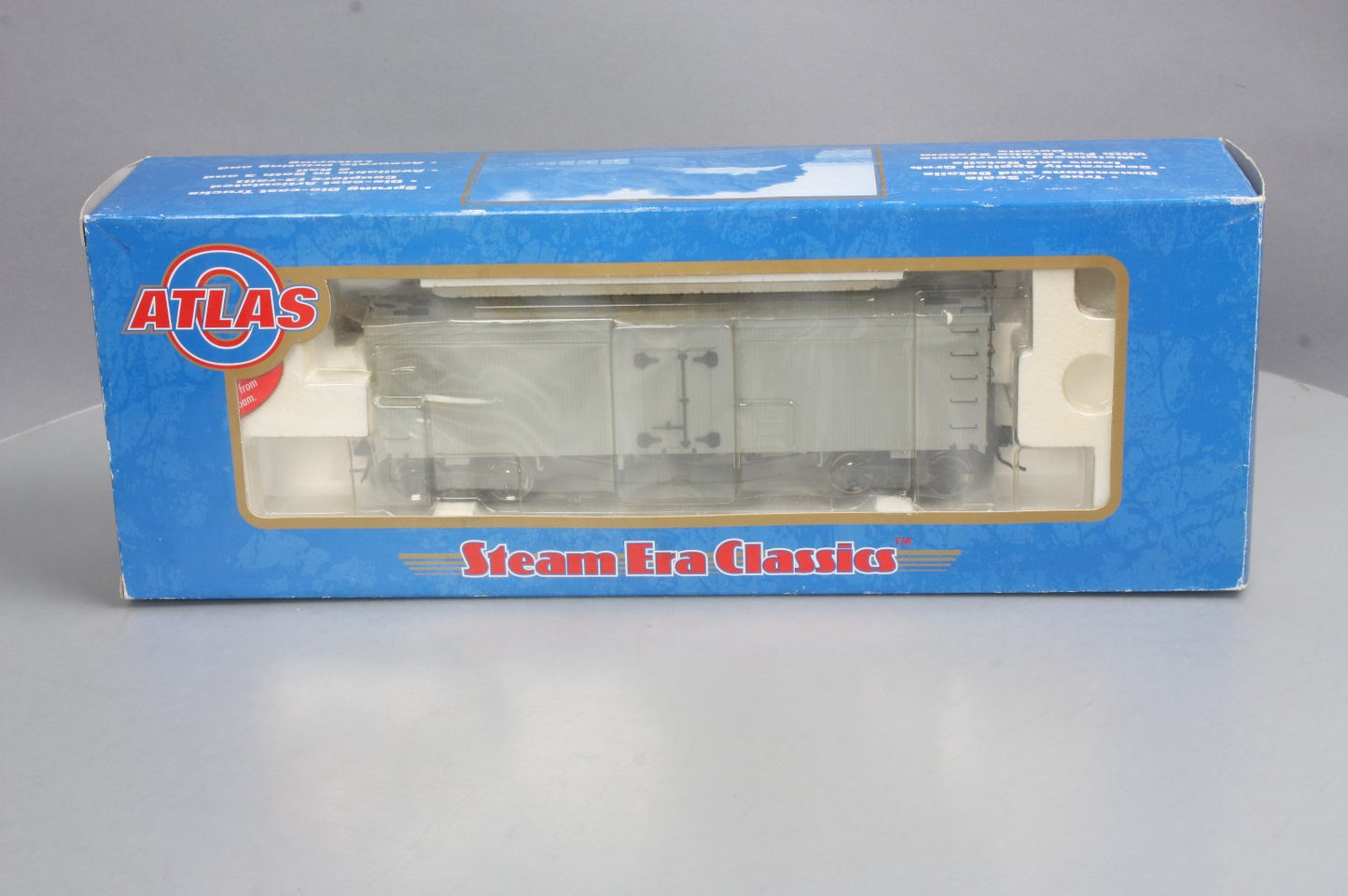 Atlas 90002 36' Undecorated 36' Woodside Reefer Car (2-Rail)