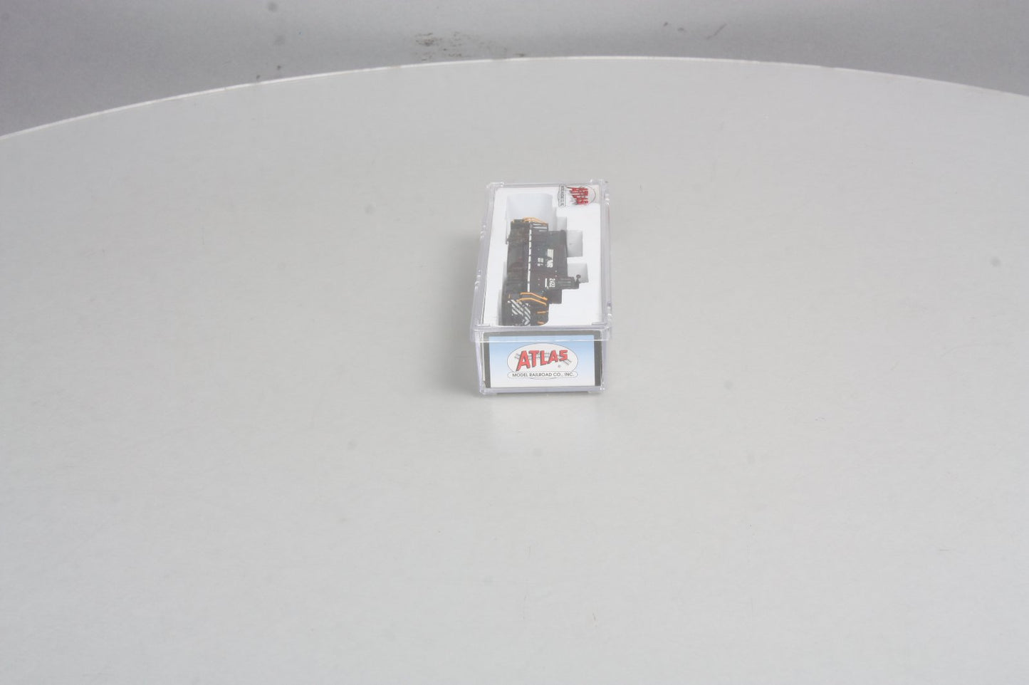 Atlas 40002547 N NS EMD MP15DC Tapered Air Filter Box Diesel Loco with DCC #2422