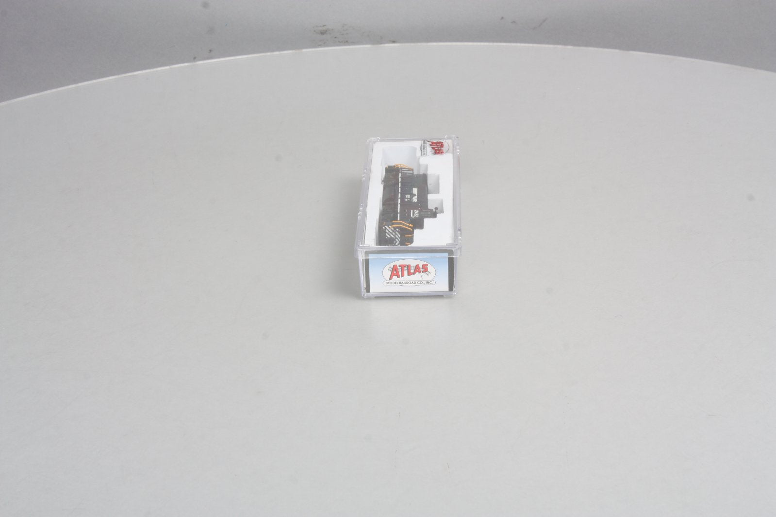 Atlas 40002547 N NS EMD MP15DC Tapered Air Filter Box Diesel Loco with DCC #2422