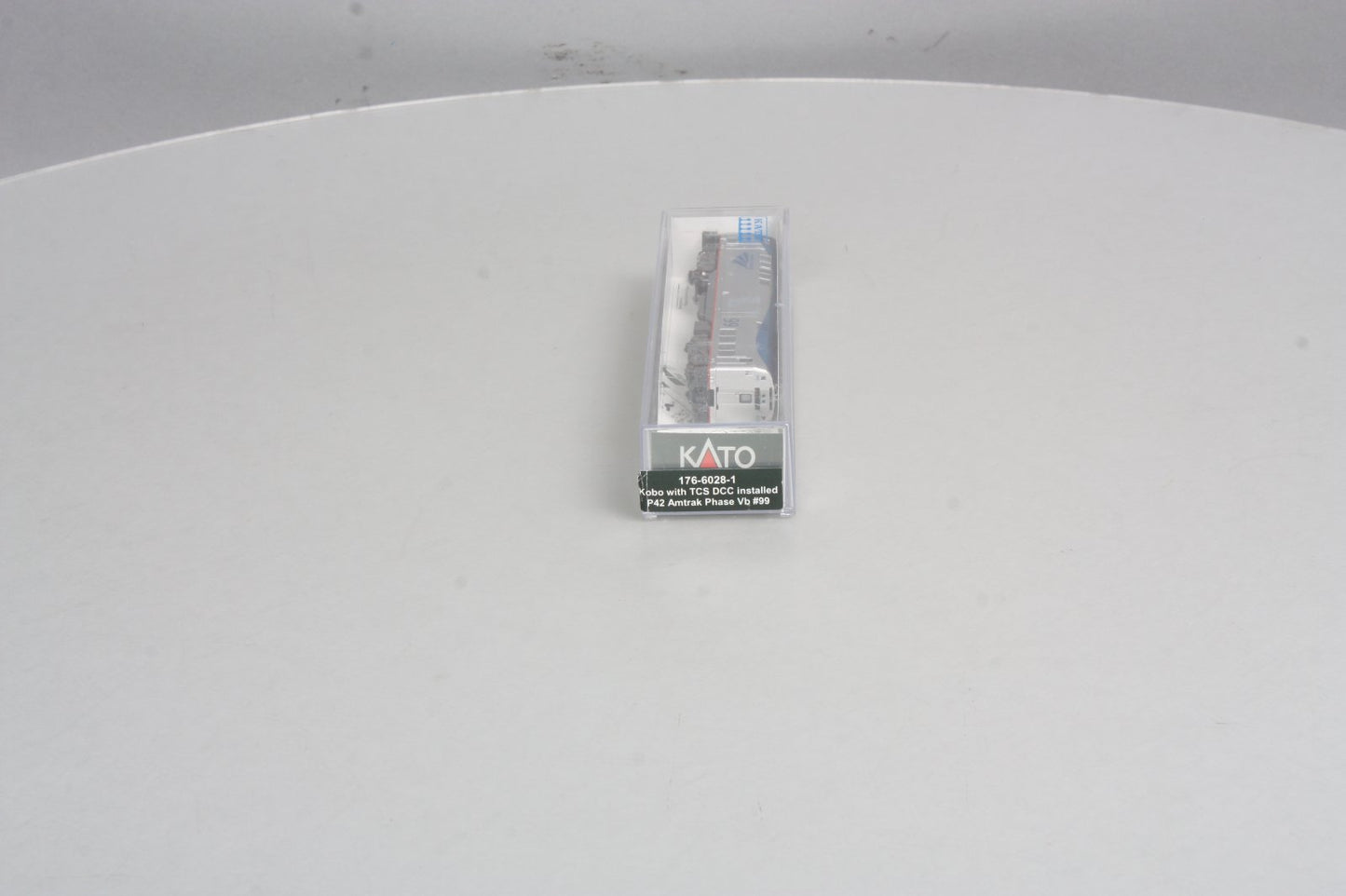 Kato 176-6028-1 N Amtrak GE P42 Diesel Locomotive #99 with DCC
