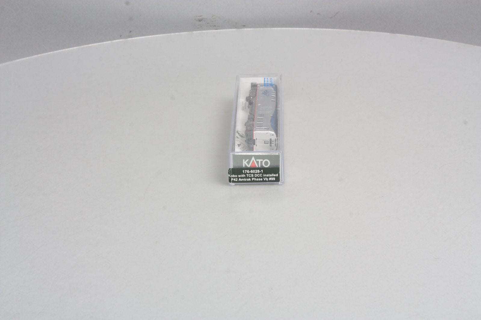 Kato 176-6028-1 N Amtrak GE P42 Diesel Locomotive #99 with DCC