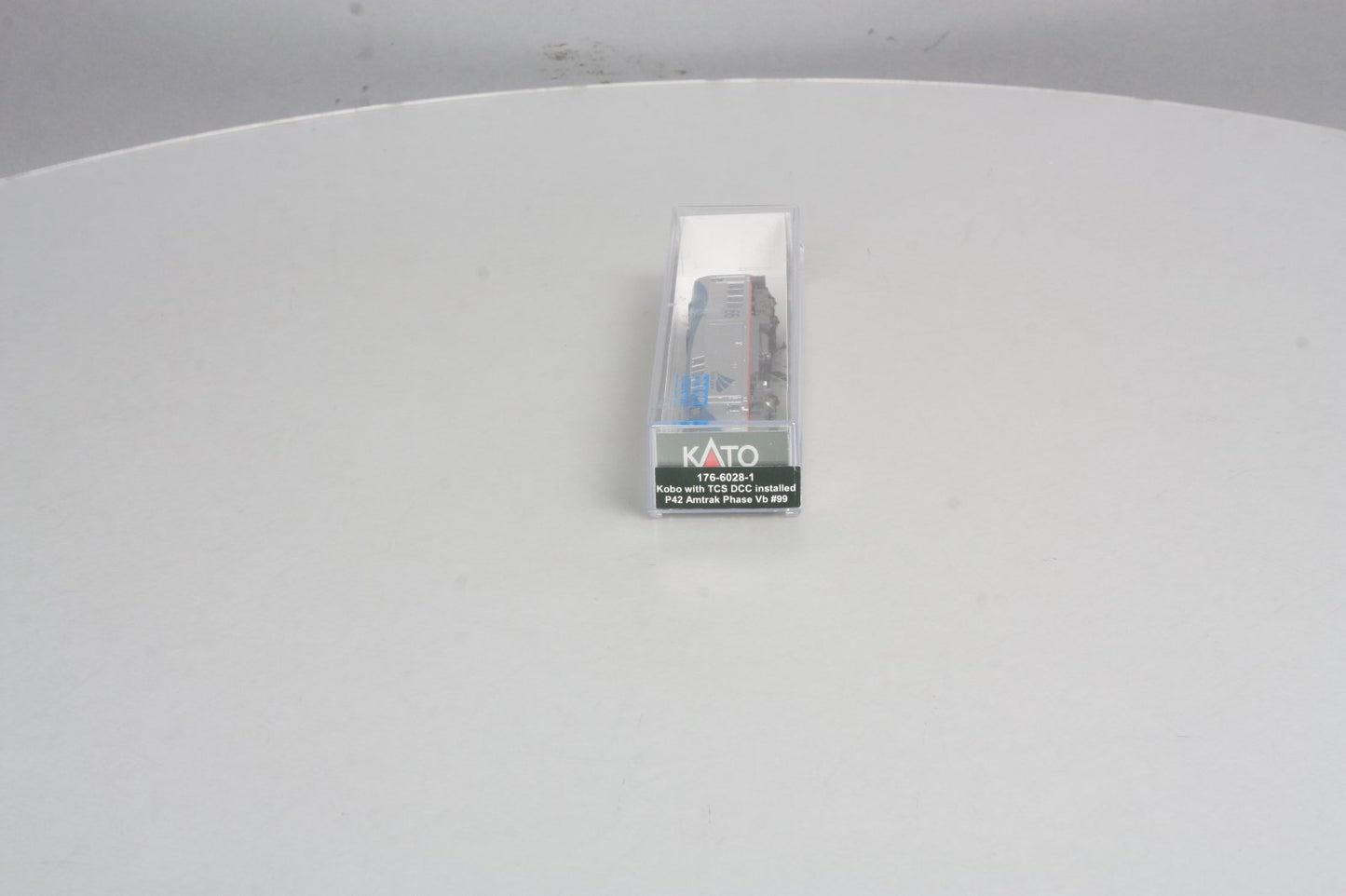 Kato 176-6028-1 N Amtrak GE P42 Diesel Locomotive #99 with DCC