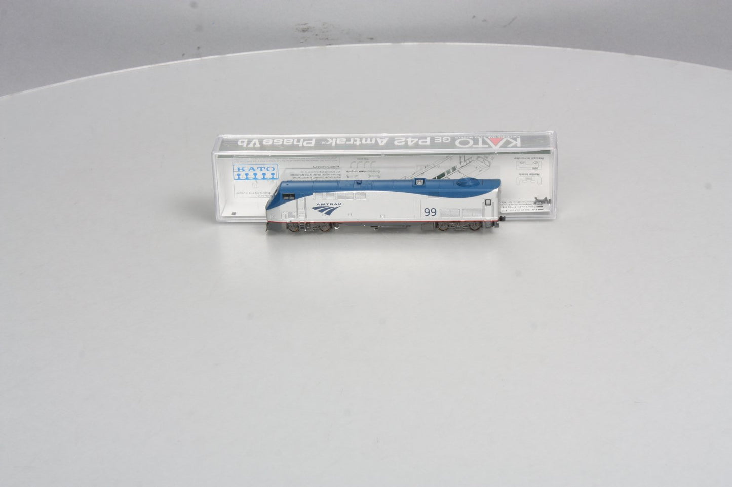Kato 176-6028-1 N Amtrak GE P42 Diesel Locomotive #99 with DCC