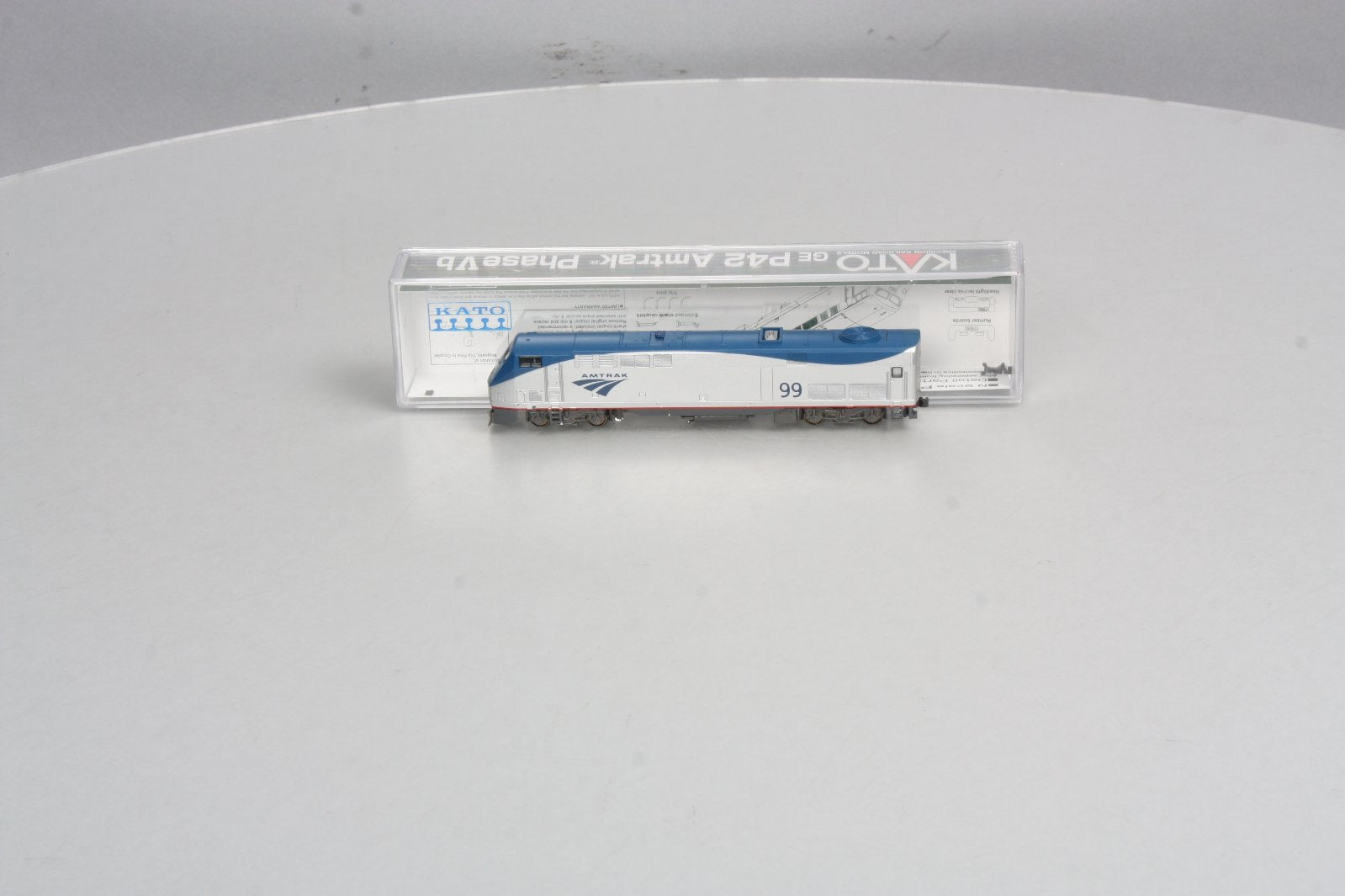 Kato 176-6028-1 N Amtrak GE P42 Diesel Locomotive #99 with DCC