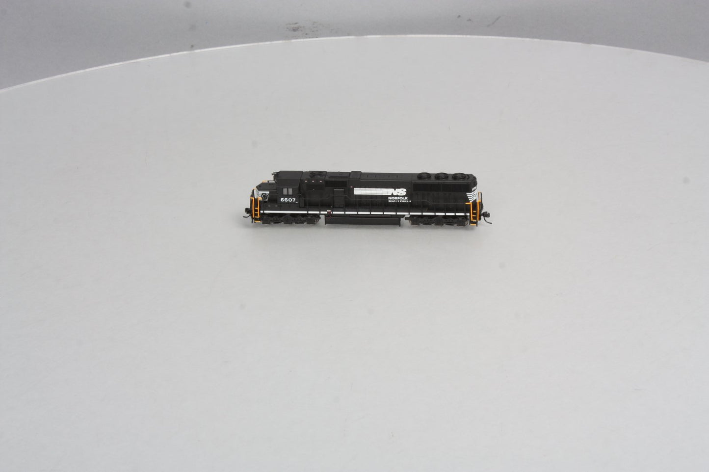 Atlas 49146 N Scale Norfolk & Southern SD60 w/DCC 6607