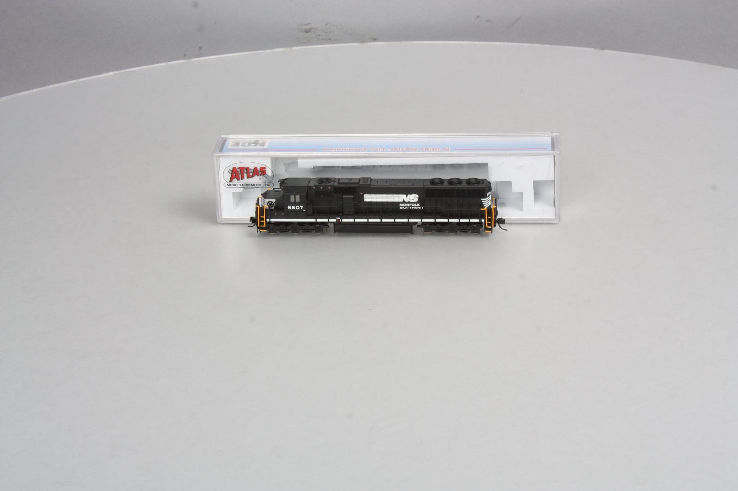 Atlas 49146 N Scale Norfolk & Southern SD60 w/DCC 6607