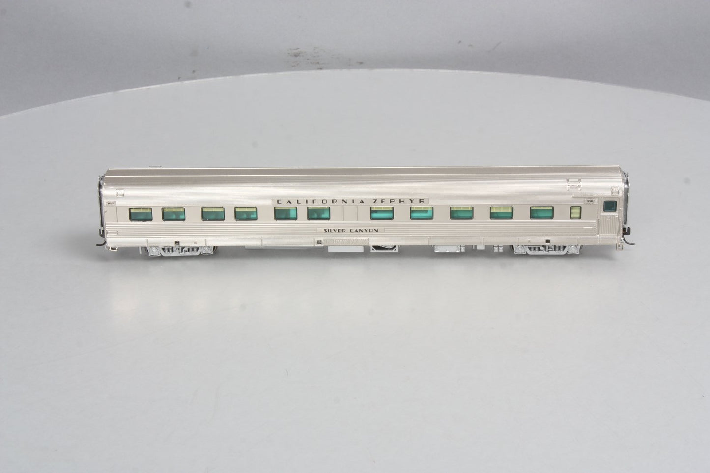 Broadway Limited 530 HO Scale Western Pacific "Silver Canyon" Sleeper Car #862