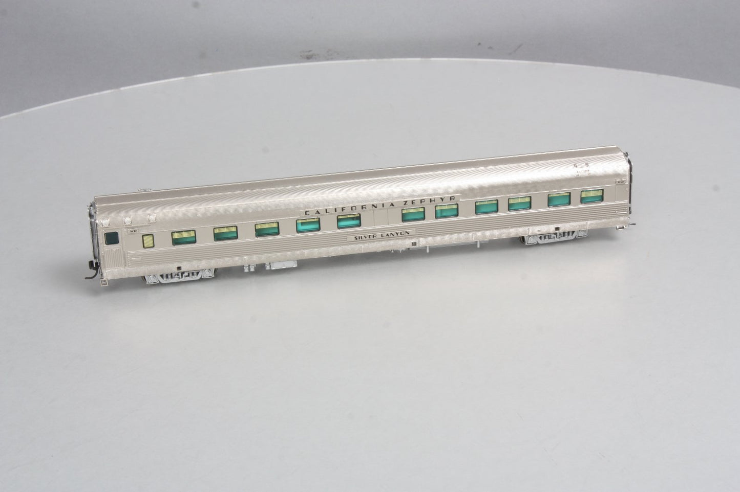 Broadway Limited 530 HO Scale Western Pacific "Silver Canyon" Sleeper Car #862