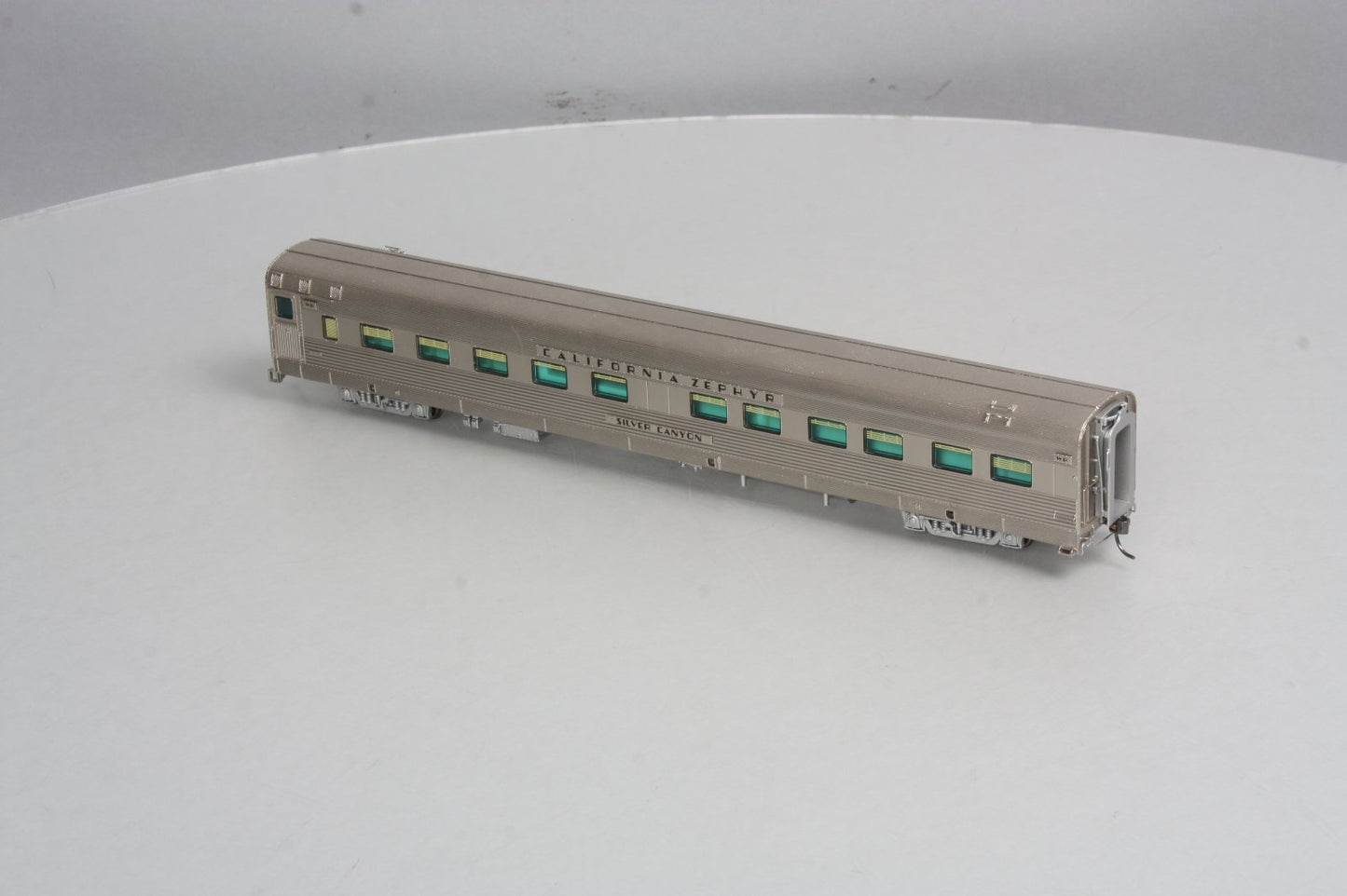 Broadway Limited 530 HO Scale Western Pacific "Silver Canyon" Sleeper Car #862