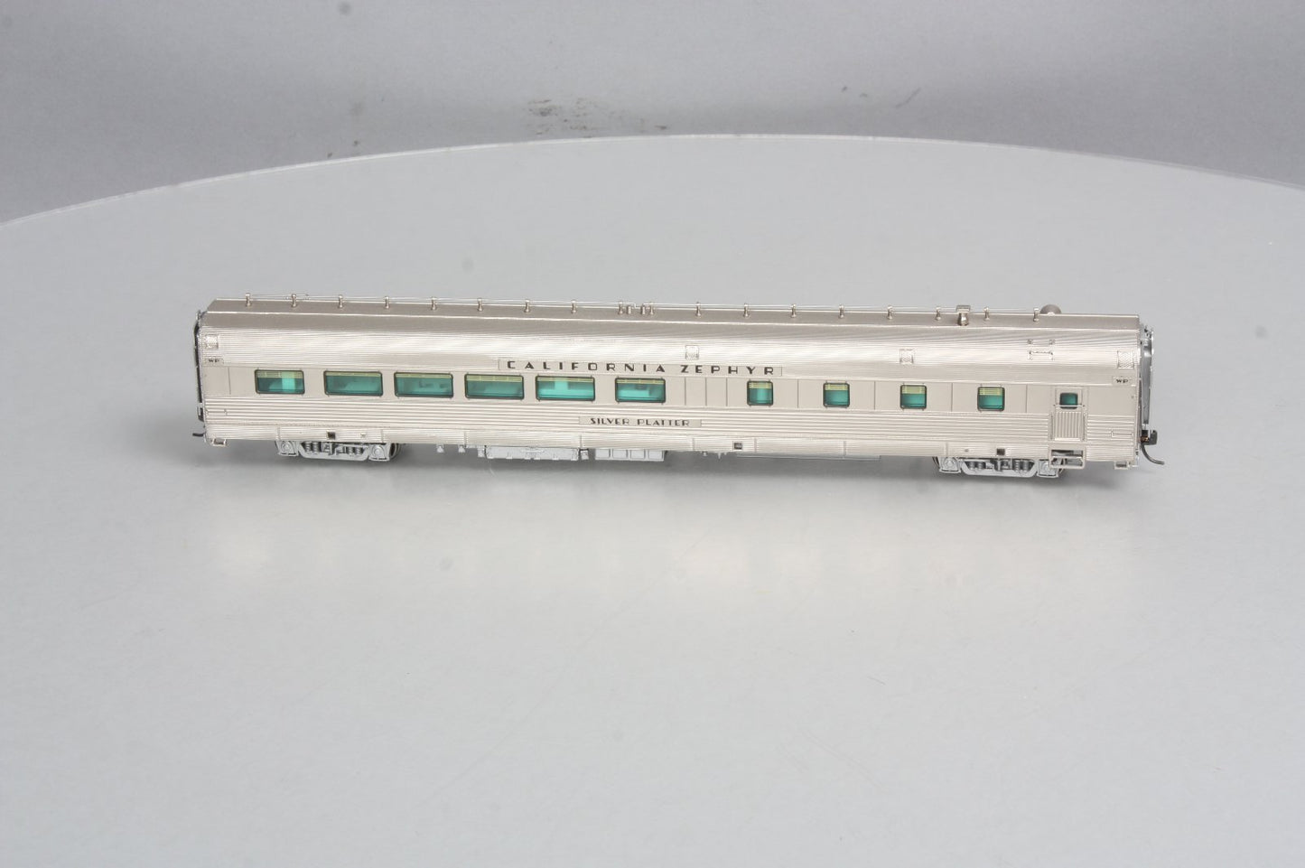 Broadway Limited 528 California Zephyr WP Silver Platter 48-Seat Dining Car #842