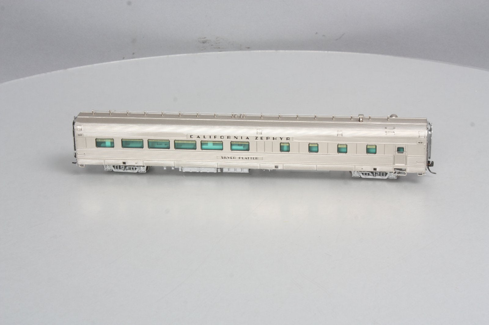 Broadway Limited 528 California Zephyr WP Silver Platter 48-Seat Dining Car #842