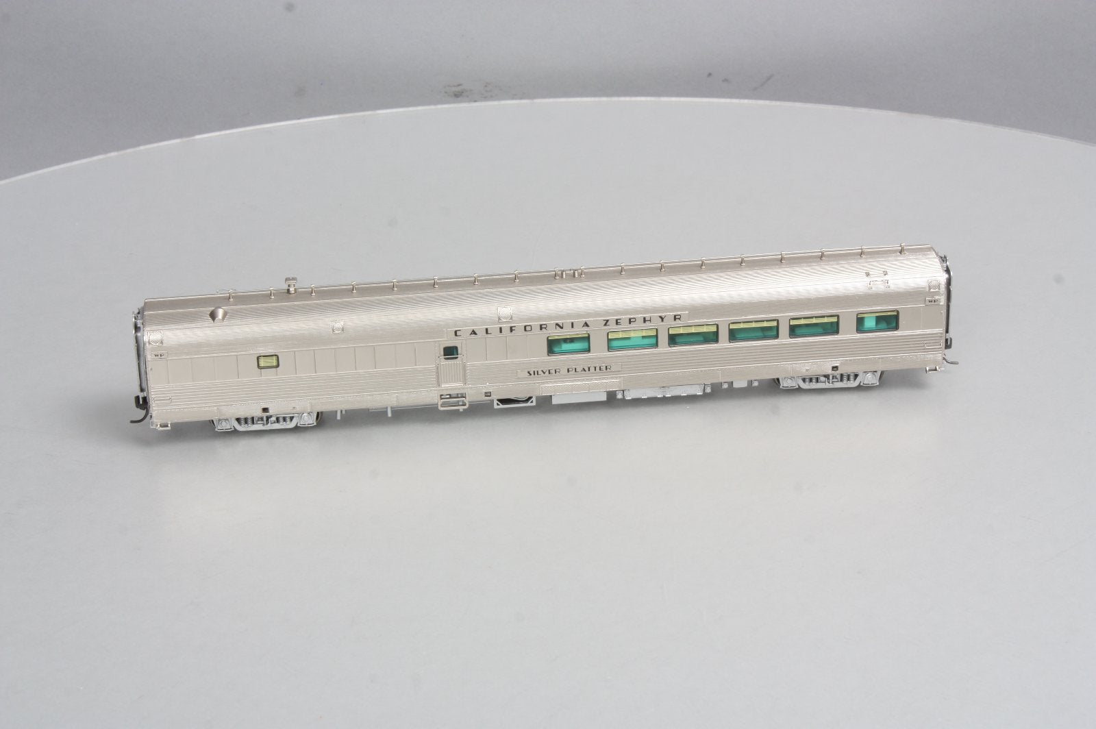 Broadway Limited 528 California Zephyr WP Silver Platter 48-Seat Dining Car #842