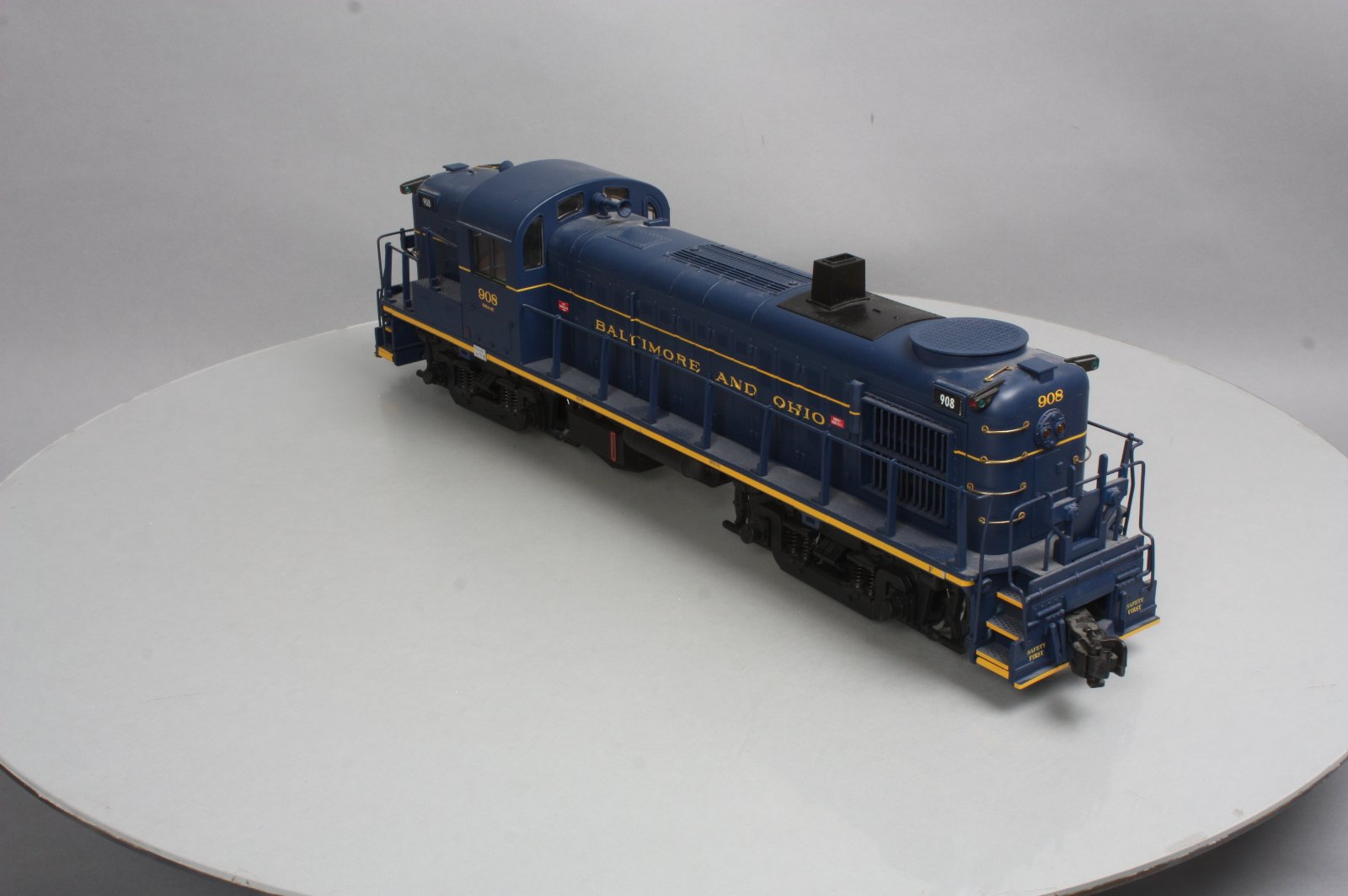 Aristo-Craft 22213 G Baltimore & Ohio RS-3 Diesel Locomotive #908