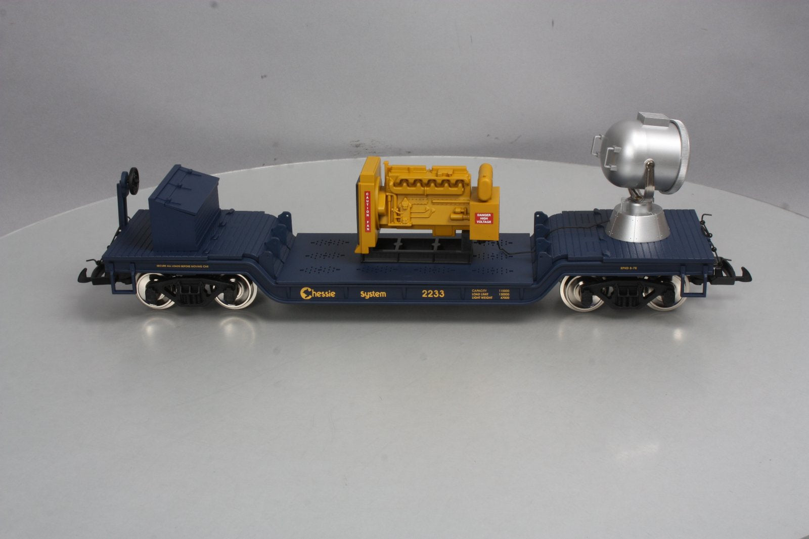 USA Trains 17328 G Chessie Searchlight Car - Metal Wheels
