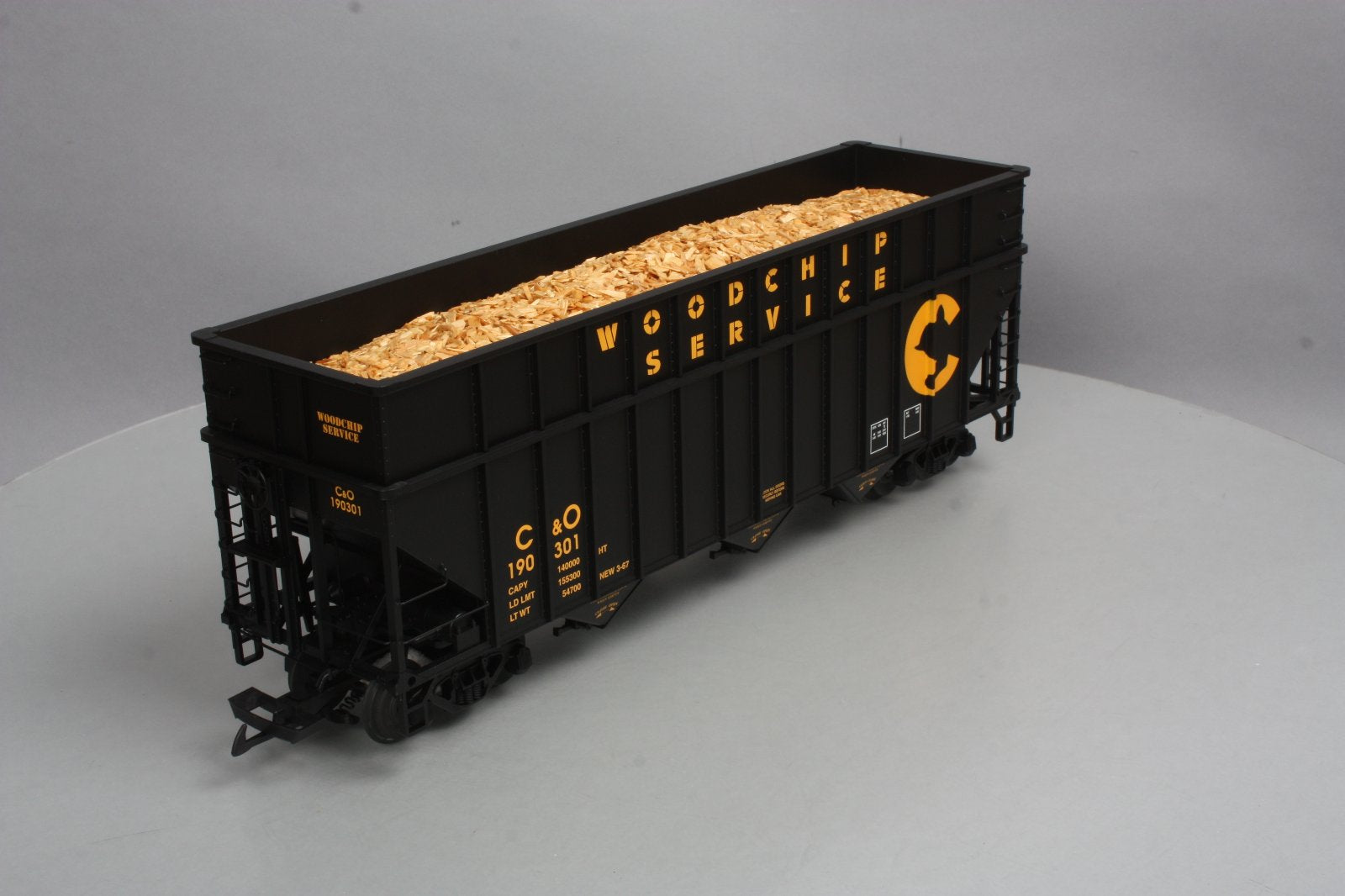 USA Trains R14087 G Chessie Woodchip Car with 