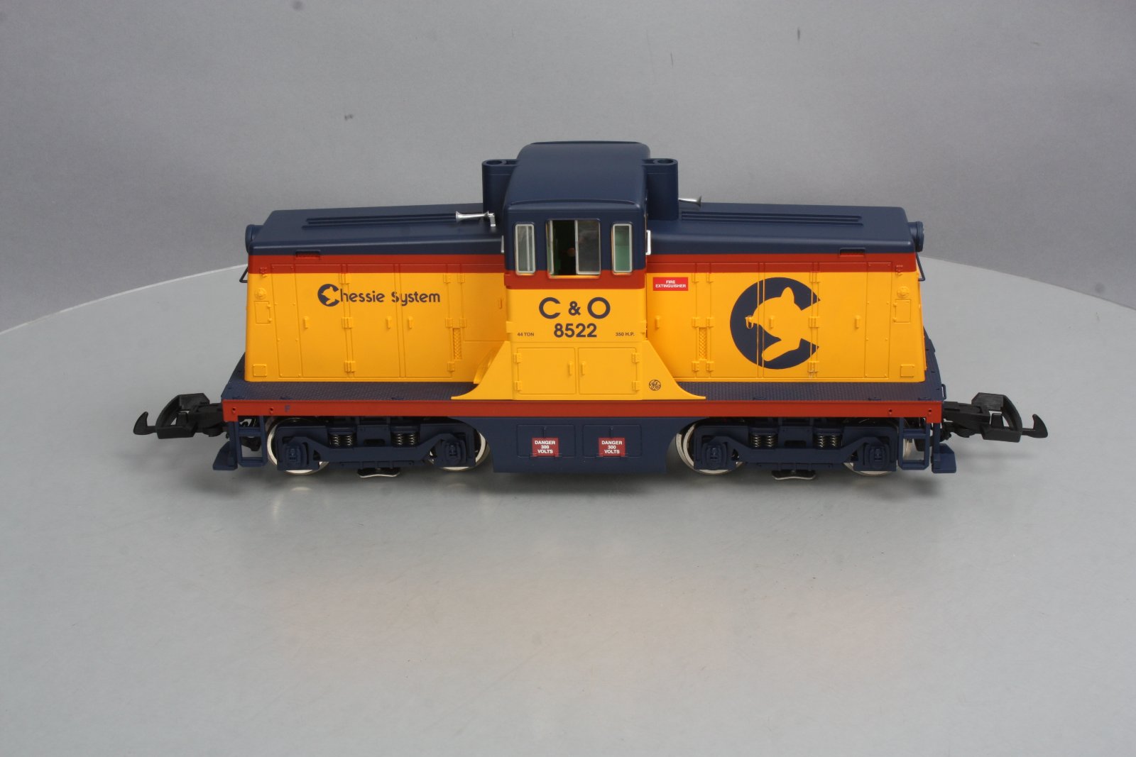 USA Trains R22155 G Chessie 44-Ton Diesel Locomotive
