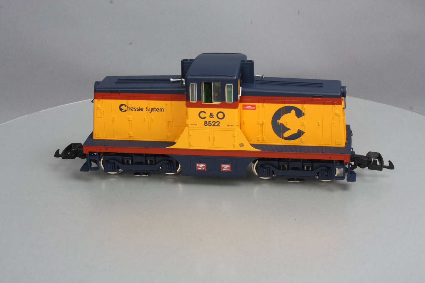 USA Trains R22155 G Chessie 44-Ton Diesel Locomotive