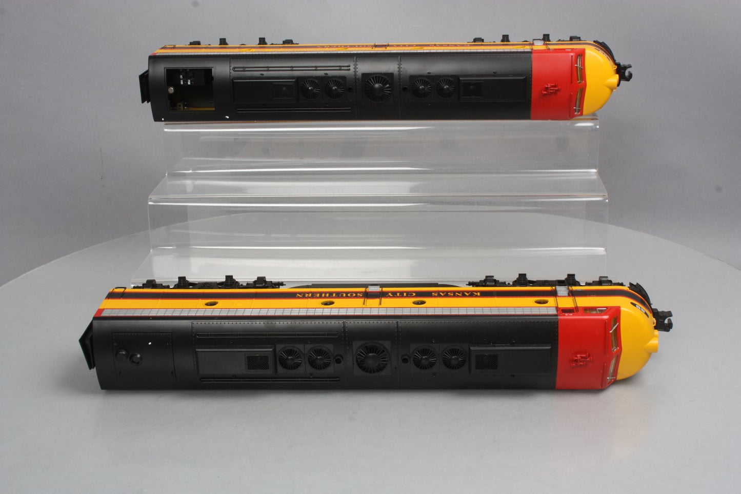 Lionel 6-39621 O Kansas City Southern Legacy E9 AA Diesel Locomotive Set #25