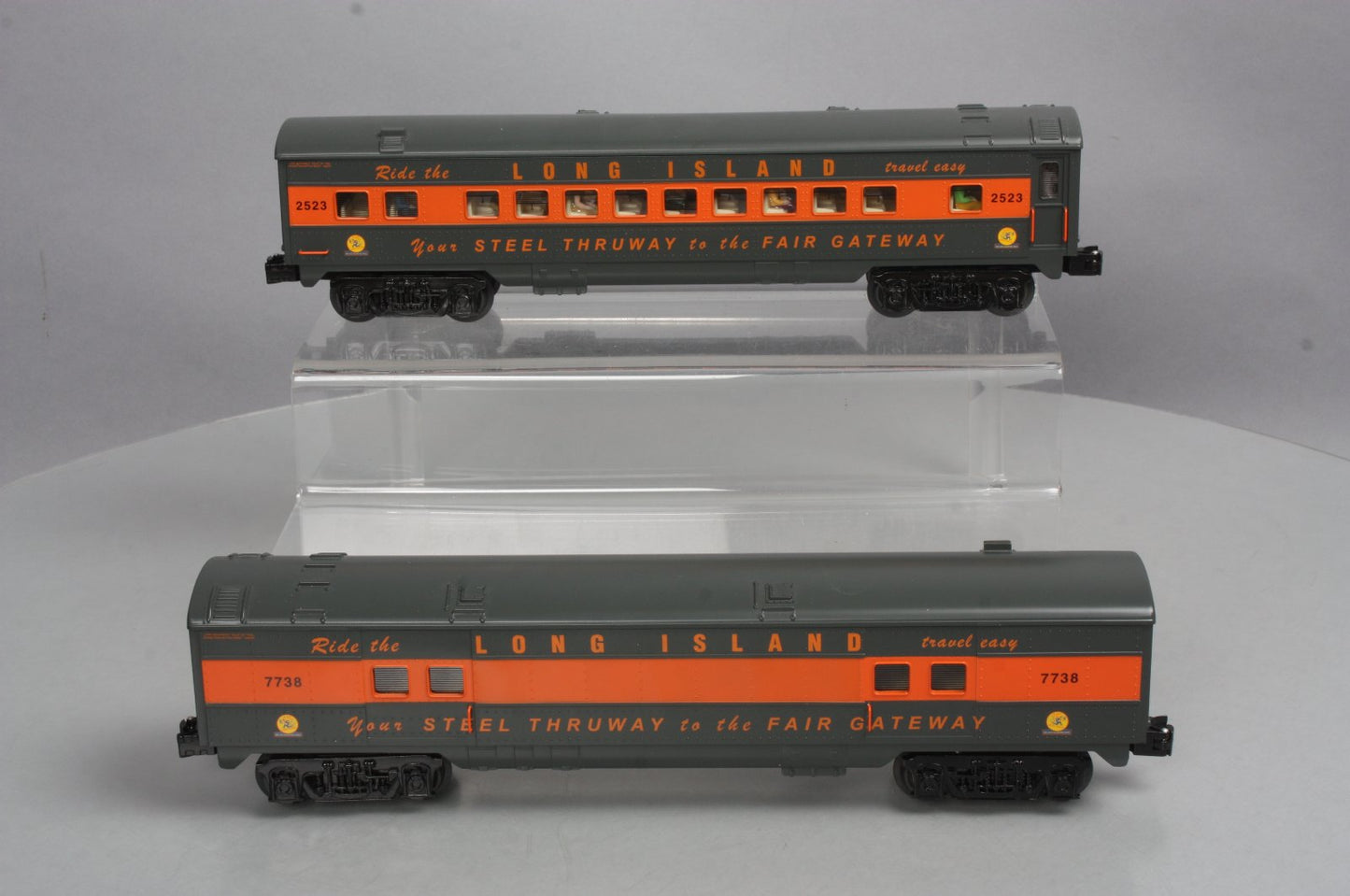 RMT 93111-1 Long Island Streamliner Passenger Car Set-1 #2523 & #7738