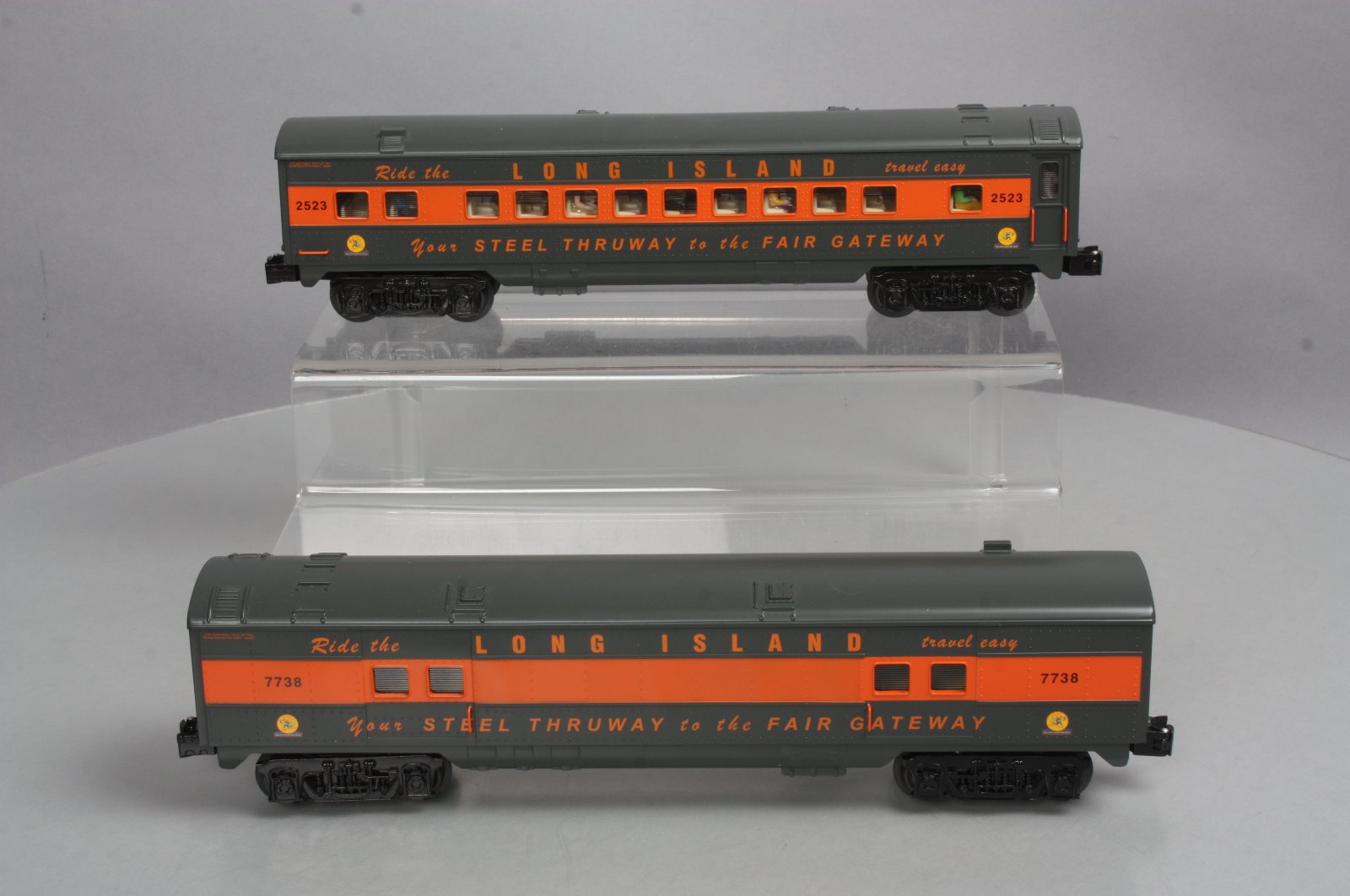 RMT 93111-1 Long Island Streamliner Passenger Car Set-1 #2523 & #7738