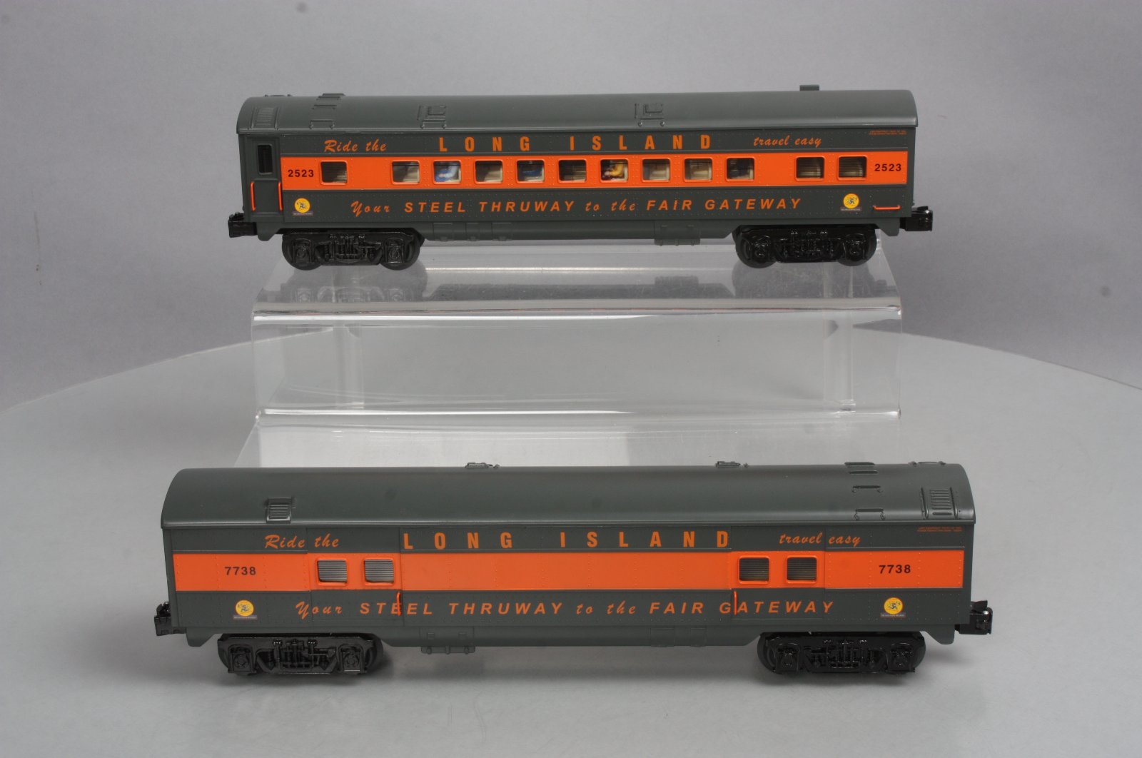 RMT 93111-1 Long Island Streamliner Passenger Car Set-1 #2523 & #7738