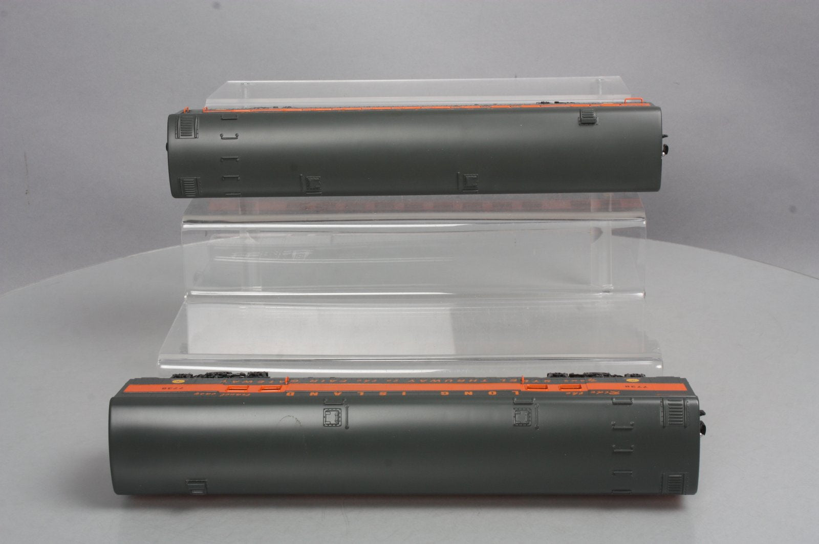 RMT 93111-1 Long Island Streamliner Passenger Car Set-1 #2523 & #7738