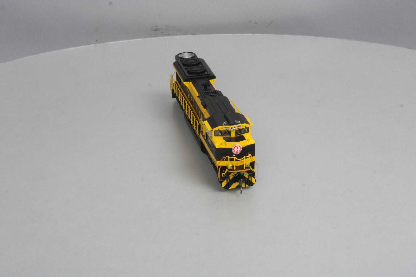 MTH 80-2246-0 HO Virginian SD70ACe Diesel Locomotive #1069