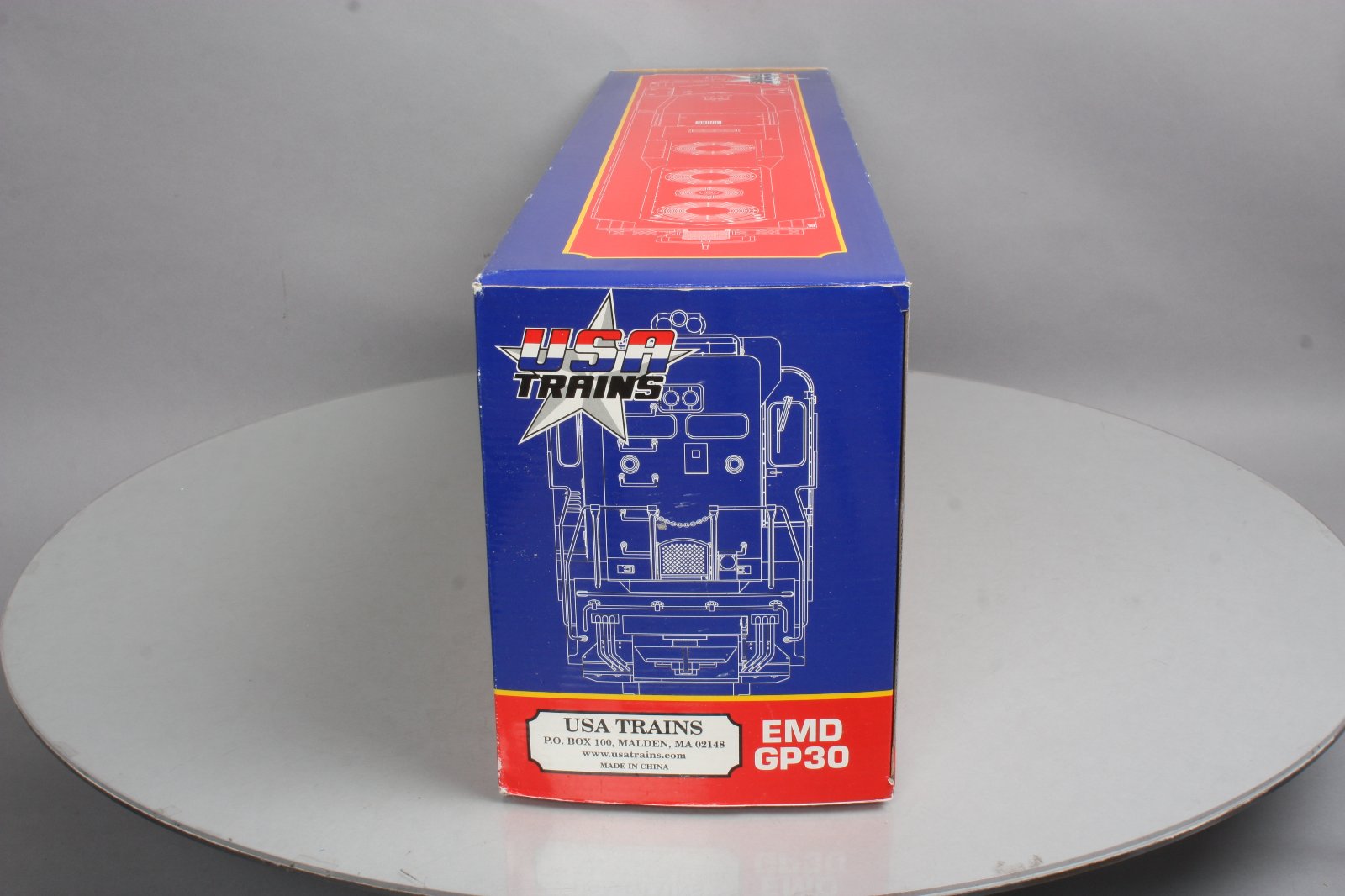 USA Trains R22464 G Milwaukee GP30 Powered Diesel Locomotive