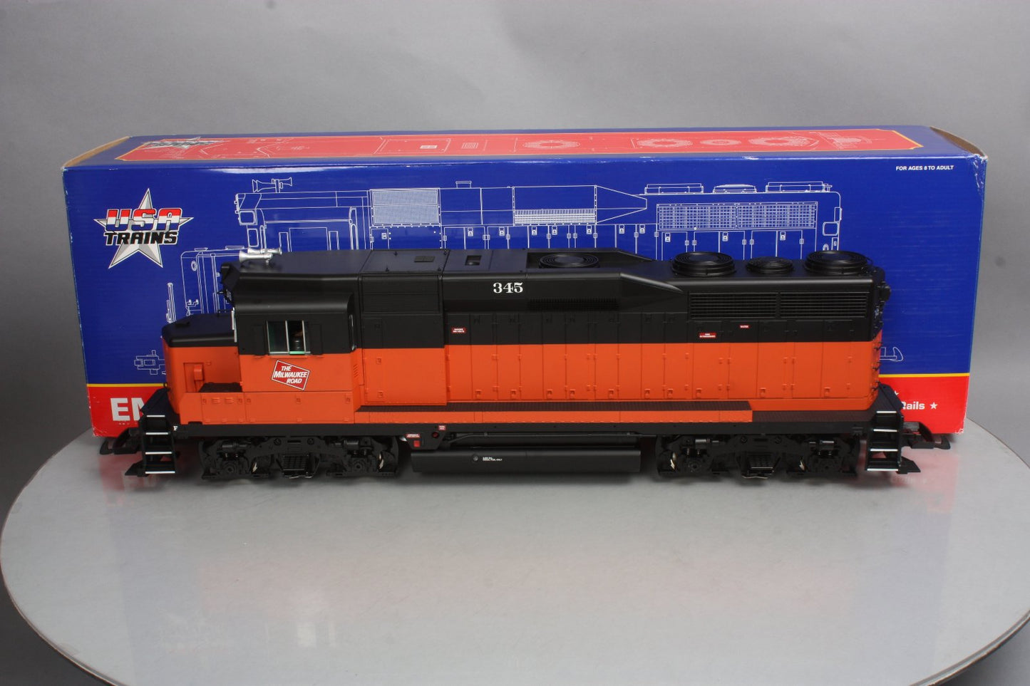 USA Trains R22464 G Milwaukee GP30 Powered Diesel Locomotive