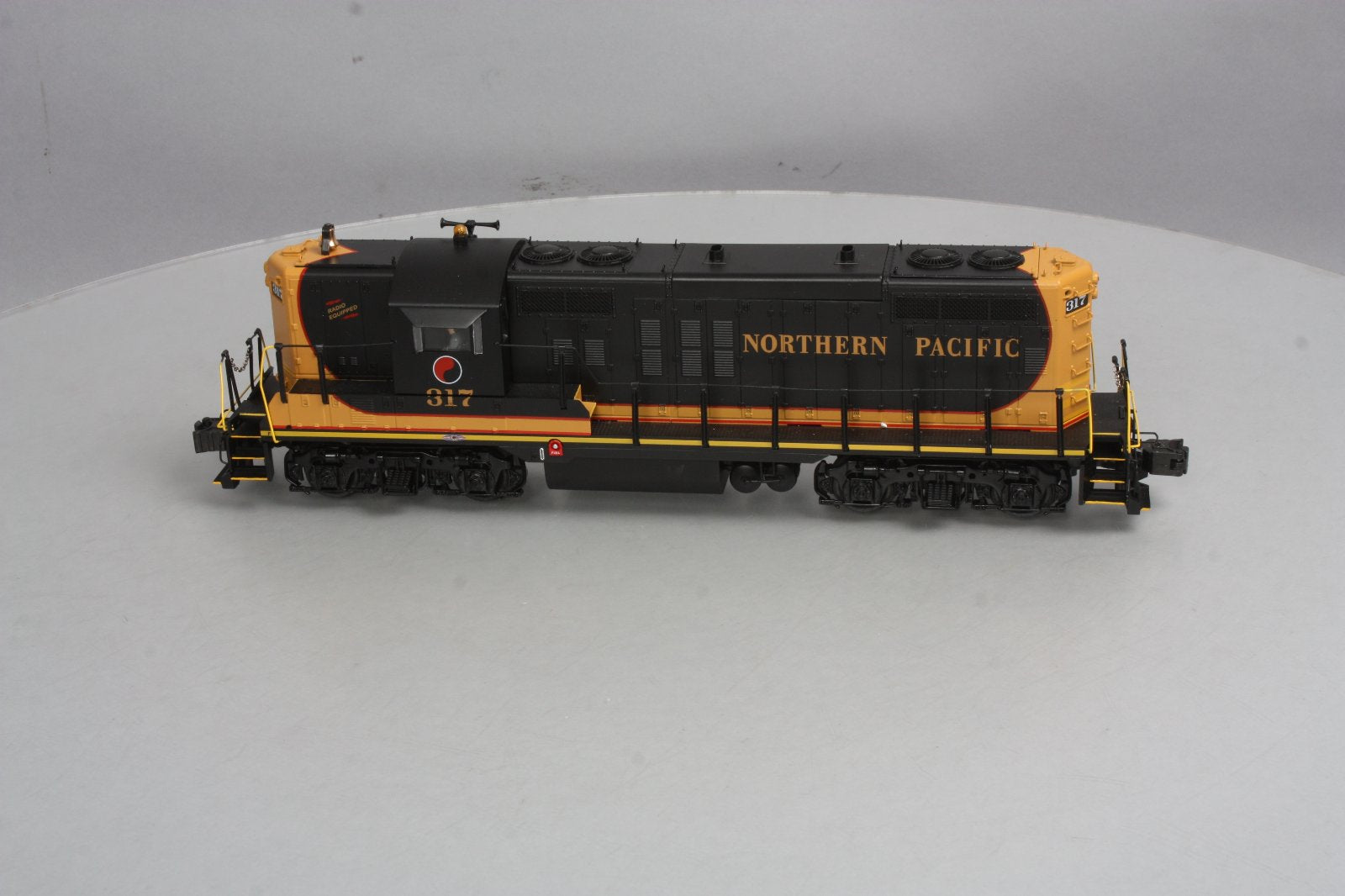Lionel 6-34738 Northern Pacific Legacy GP9 Diesel Locomotive #317