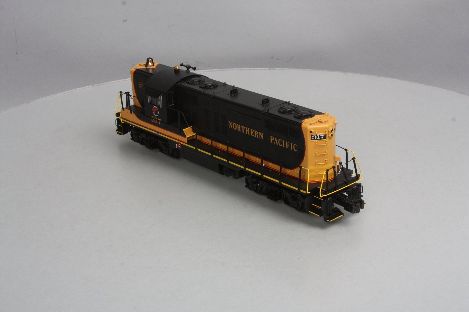 Lionel 6-34738 Northern Pacific Legacy GP9 Diesel Locomotive #317