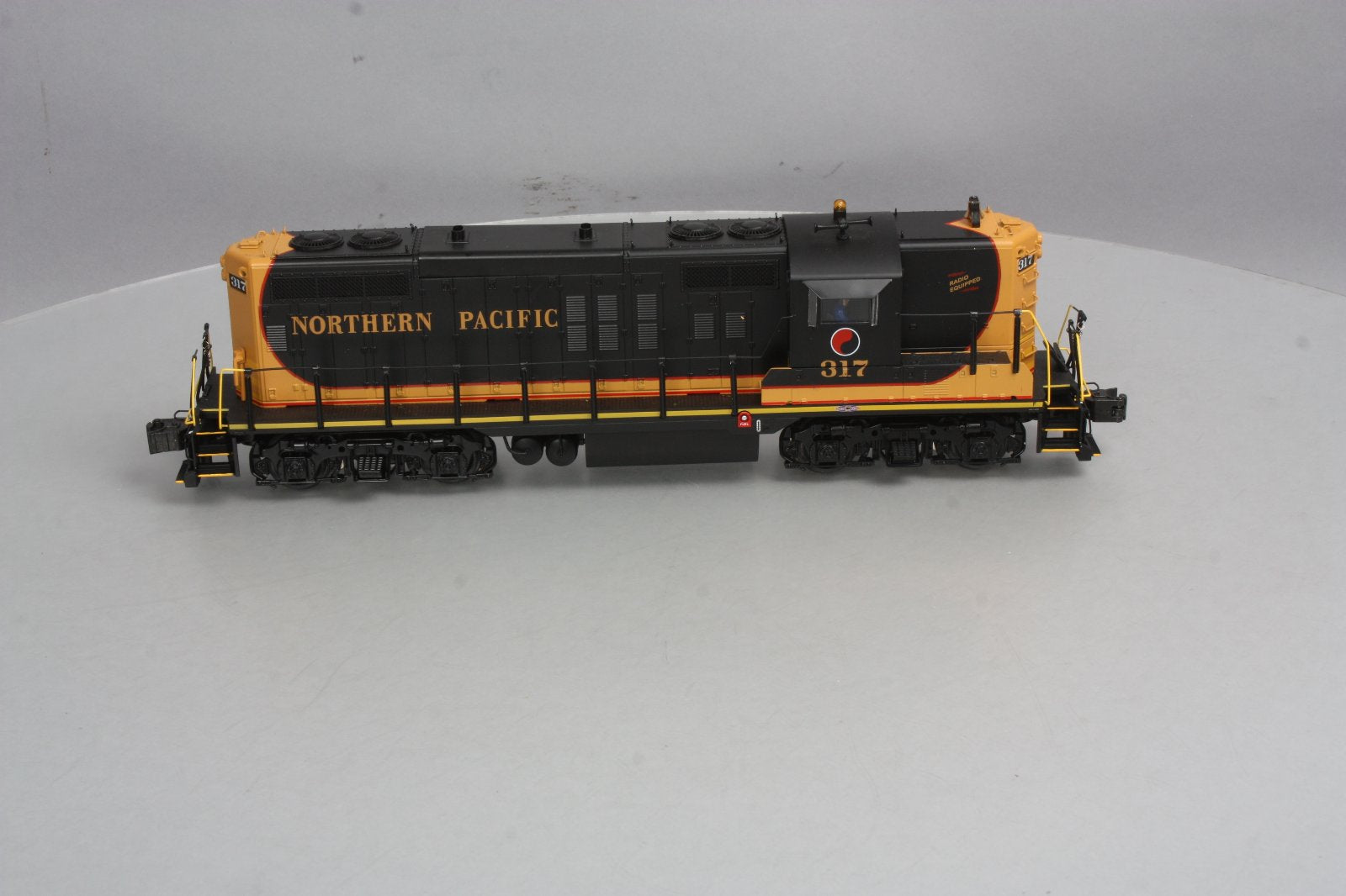 Lionel 6-34738 Northern Pacific Legacy GP9 Diesel Locomotive #317